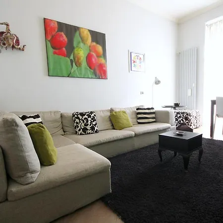 2 Bed Flat In Great Area